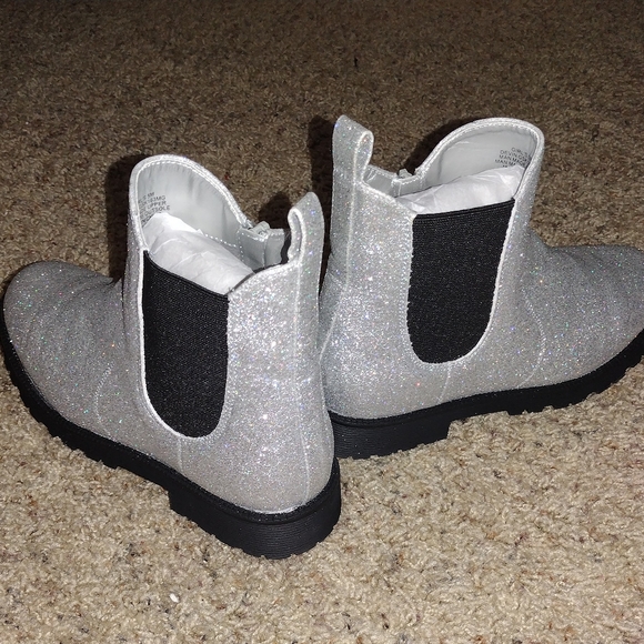🆕️Mia Girl Youth Casual/ fashion Boots - Picture 5 of 8